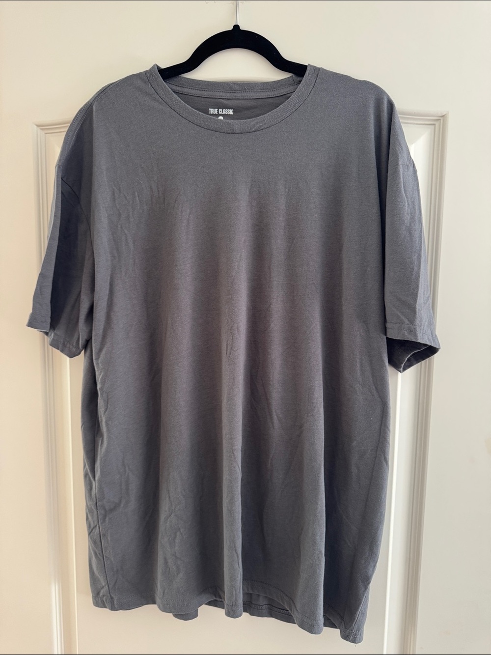 Classic Short-Sleeve Crew Neck T-Shirt in Gray